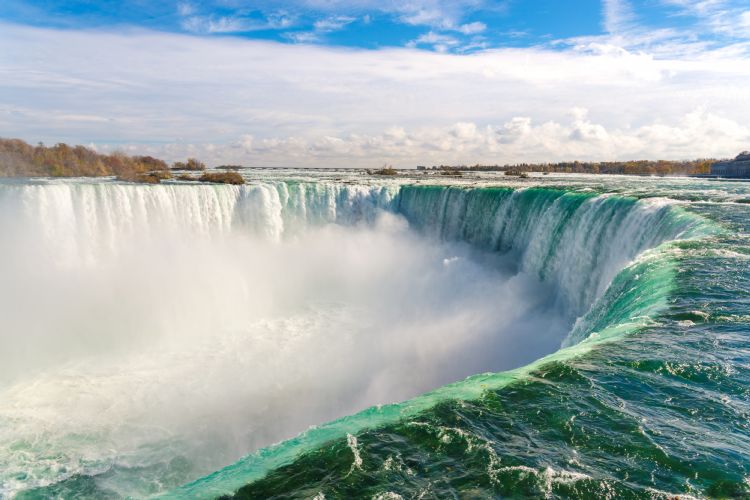 Chutes du Niagara côté Canada